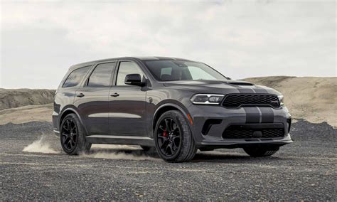 The 2021 dodge durango srt 392 adopts the rebound spring shocks and the upper rear top mounts from the srt hellcat suspension, which helps to deliver faster lap times and better handling. 2021 Dodge Durango SRT Hellcat: First Look - » AutoNXT