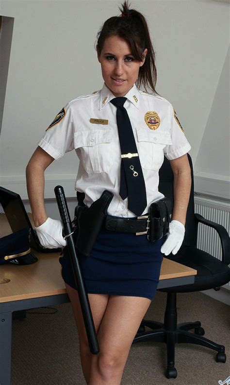 Pin By Pavlo White On Policjantki Work Outfits Women Military Women