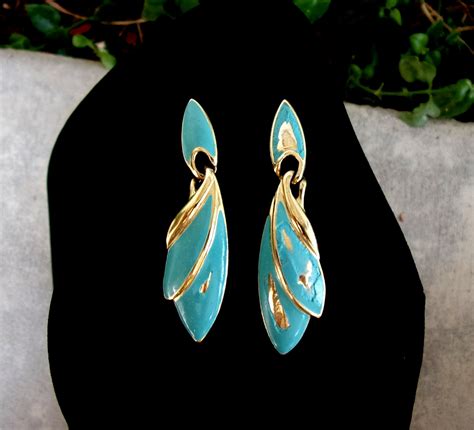 Trifari Tm Turquoise Enamel Earrings Collectors Weekly