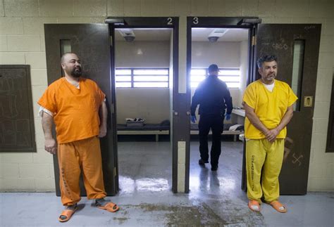 A Reporter Takes A Tour Inside Chelan Countys Jail News