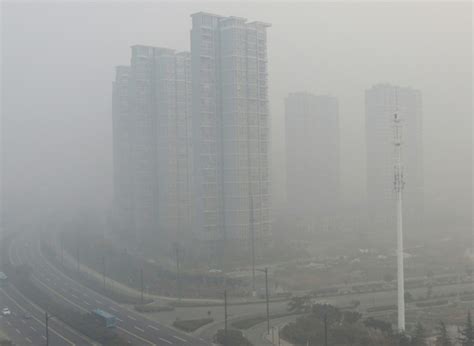 Chinese Artist Nut Brother Turns Beijing Smog Fumes Into A Brick After Collecting Dust Daily