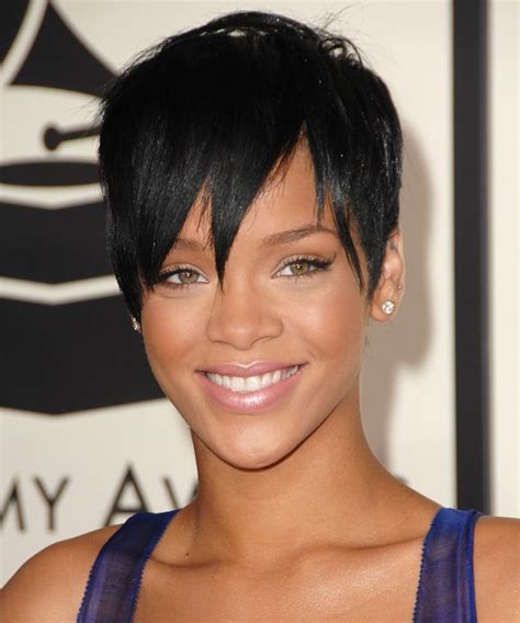 Rihannas Best Long And Short Hairstyles Over The Years
