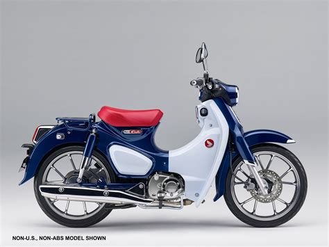 The honda super cub was the right bike at the right time, and now it's back in a thoroughly modern version, the right bike for the way we ride today. 2019 Honda Super Cub C125 ABS Guide • Total Motorcycle