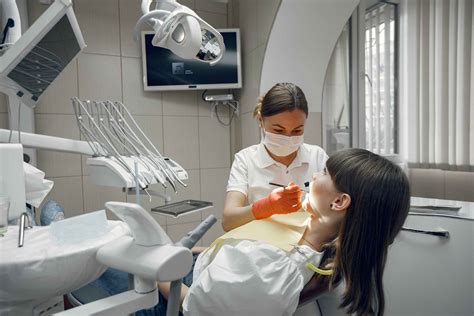 Top 5 Reasons To Visit A Dentist in Singapore | Kong Dental Surgery