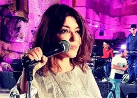 سلطان زماني ‏ @sulttan5050 14 июл. سميرة سعيد تغني في "بعلبك" وتكشف سر شعبيتها | زمان الوصل