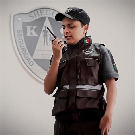 Guardia Con Conocimiento Básico Shegom Seguridad Privada