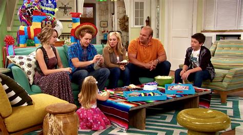 Good Luck Charlie 2010