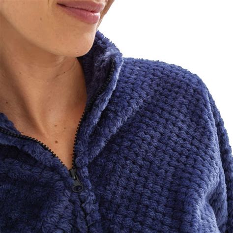 Françoise sagan (de son vrai nom françoise quoirez), est un écrivain français, née le 21 juin 1935 à cajarc (lot) et décédée le 24 septembre 2004 à l'hôpital de honfleur (calvados) d'une embolie pulmonaire. Robe de chambre Forêt bleue | Françoise Saget