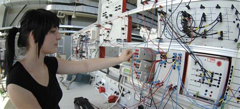 Unifying electrical engineering and electronics engineering: Electrical Engineering, Master of Science (M.Sc.) : b-tu.de