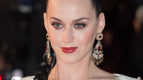 Katy Perry's NRJ Music Awards Dress Looks Even More Stunning From Behind (PHOTOS) | HuffPost ...