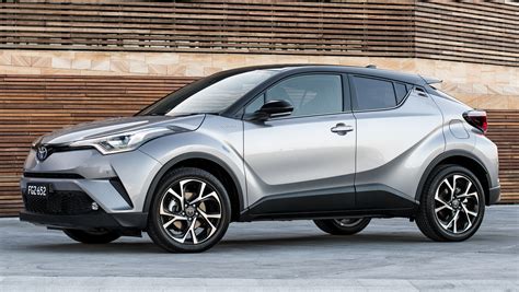 Toyota chr zyx10 | (2017/4). Toyota C-HR - crossover going great guns in Europe