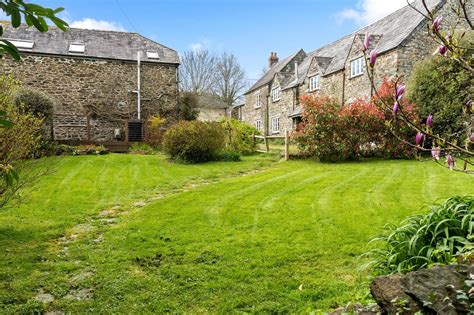 4 Bedroom Property For Sale In Oak Cottage Swainstone Manor Ivybridge