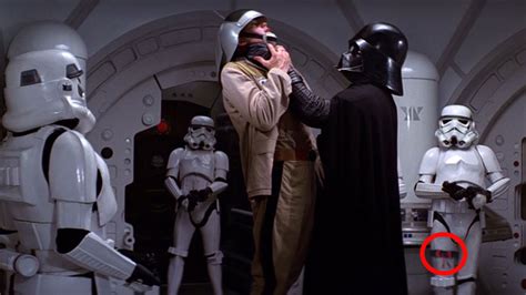 Whats Wrong With This Iconic Movie Scene From Star Wars