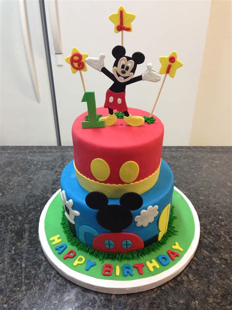 I can't wait to display this at my sons birthday party & smash cake shoot ❤️. Mickey Mouse 1St Birthday Cake - CakeCentral.com