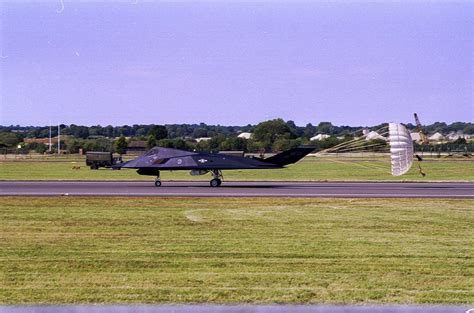 Operation and development of the stealth fighte. F117A Stealth Fighter RIAT 1999 - Aviation Report