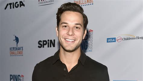 Skylar Astin Drops His Debut Single ‘without You Listen Here