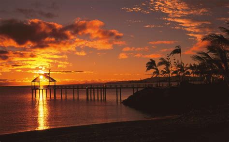 The cheapest way to get from airlie beach to townsville costs only $38, and the quickest way takes just 3 hours. The Strand, Townsville - The Ville Resort - Casino FKA ...
