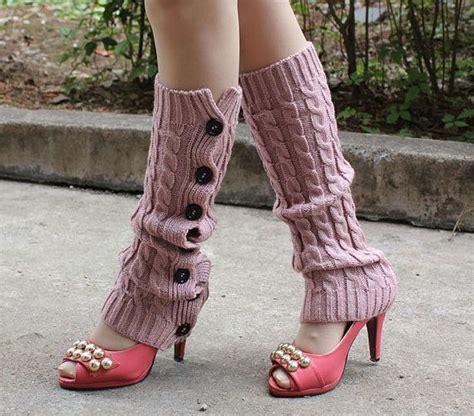 2013 New Fashion Light Pink Cable Knit Legwarmers Side Buttons Calf Legwear Winter Boot Socks
