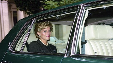here s the truth behind 17 myths about princess diana — best life