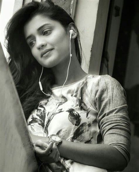 Girl Photo Poses Girl Photos Hd Photos Cute Beauty Real Beauty Beautiful Bollywood Actress