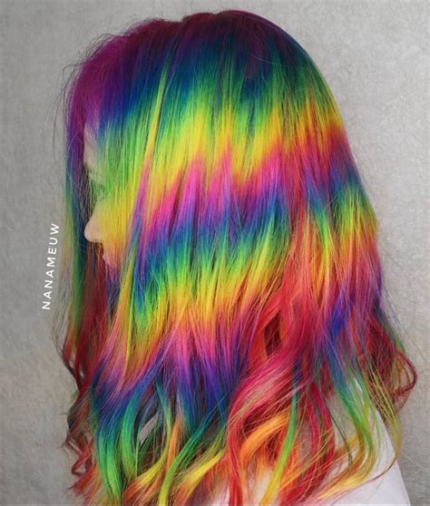 It uses a high diffusion technology, thus promoting faster penetration of color. nanameuw on Instagram | Hair color, Rainbow hair color ...