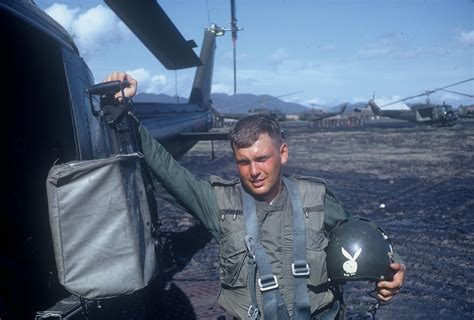 Long Overdue Honor Daring Vietnam Pilot Remembers Medal Of Honor