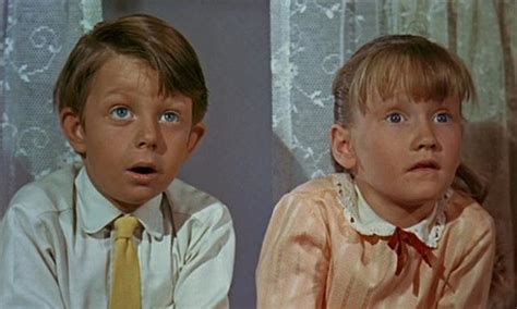 remember jane banks from mary poppins here s what she looks like now