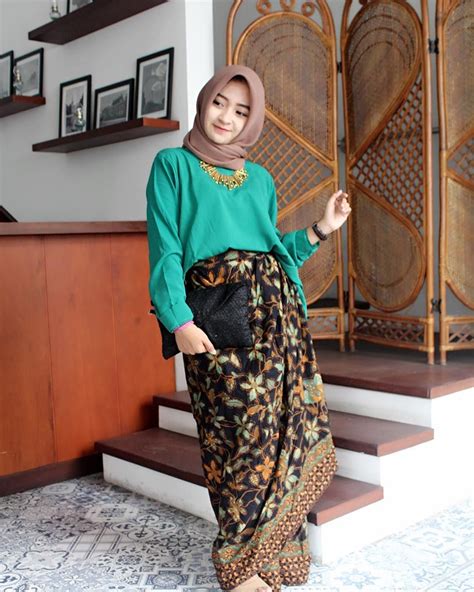 Beberapa ootd ketiganya, bisa kamu jadikan inspirasi untuk busana ke kondangan. Pin auf kondangan hijab