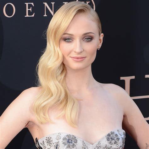 30 Unbelievable Facts About Sophie Turner That Will Make You Love Her ...