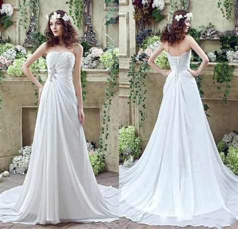 The dress of your dreams is just one click away! 2016 Spring Chiffon Wedding Dresses Strapless Crystal ...
