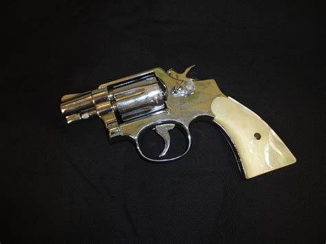 Smith And Wesson 38 Special Snub Nose 6 Shot Revolver Mother Of Pearl