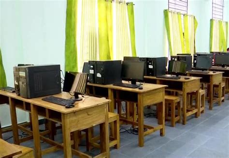 Kerala Becomes The 1st State In India To Have High Tech Classrooms In