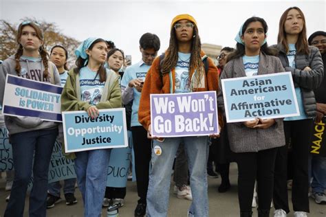 majority of americans favor affirmative action for colleges