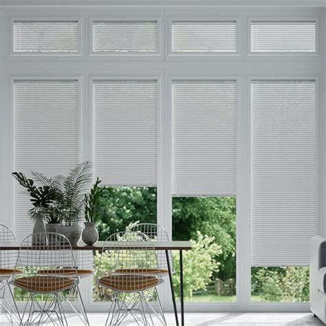 Ivory Venetian Blinds Blinds