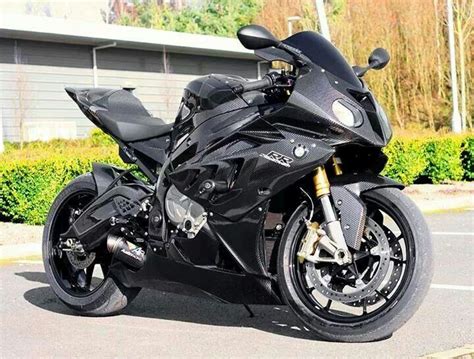 Bmw S1000rr With Carbon Fiber Fairings Bmw Motorcycle