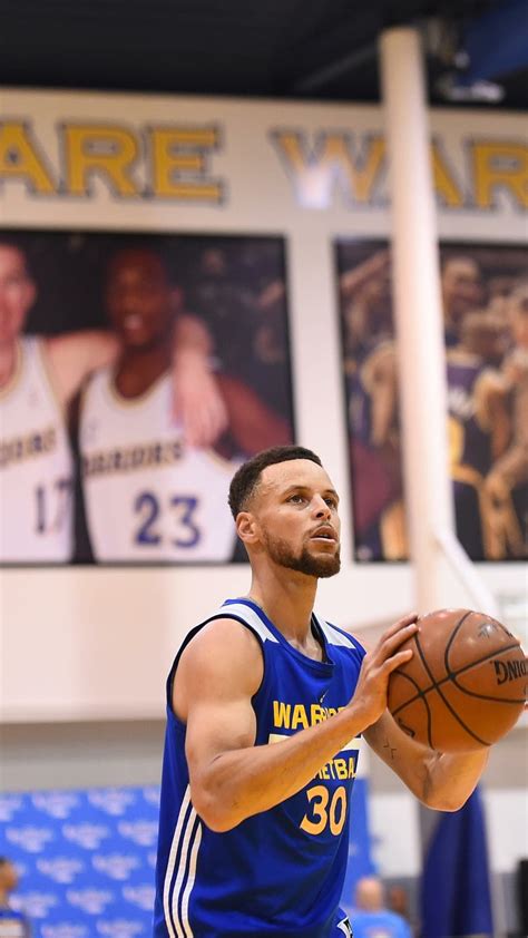 See more ideas about stephen curry, curry, steph your kin spread like sands on the beach around the world. Stephen Curry, Golden State Warriors. Treinando. | Stephen curry wallpaper, Stephen curry ...