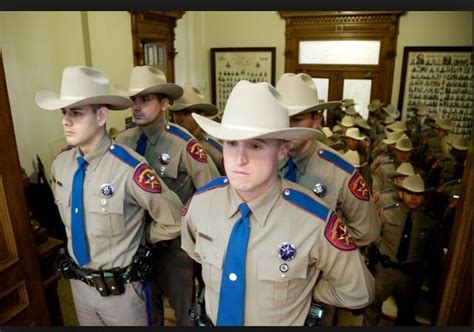 Texas Trooper Texas State Trooper Texas Law Men In Uniform