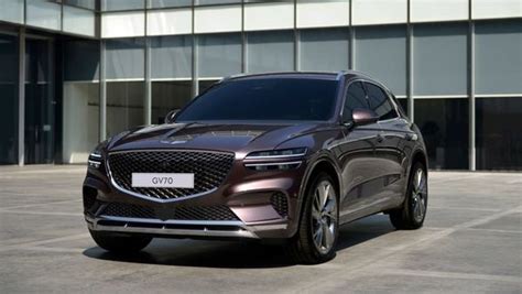 Genesis Luxury Brand Under Hyundai Previews Gv70 Suv Ht Auto
