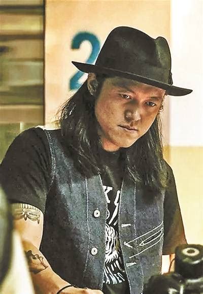 82,603 likes · 2,470 talking about this · 543 were here. 导演辛爽： 这是集体的成功， 请忽略我_隐秘