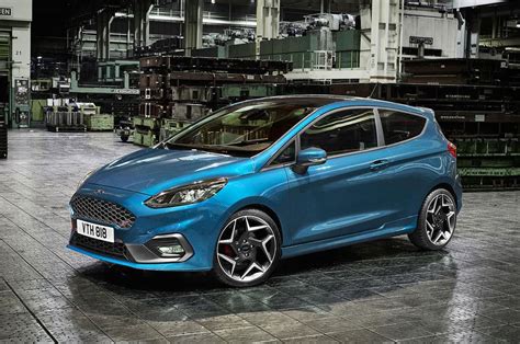 Check spelling or type a new query. Nouvelle Ford Fiesta ST 2017 à 200 ch et 3 cylindres ...