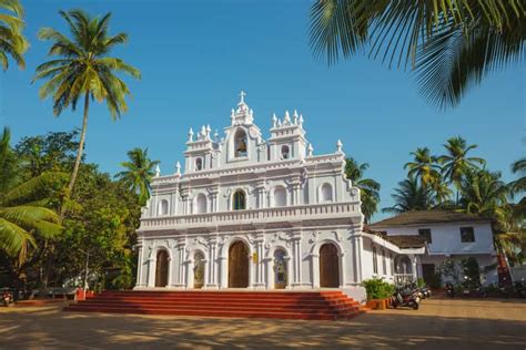 21 Famous Churches In Goa Churches In North And South Goa Treebo