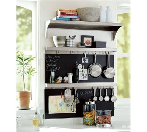 Here are some ideas that can show you how to decorate a chalkboard wall into your interiors. Chalkboard home decor - Little Piece Of Me