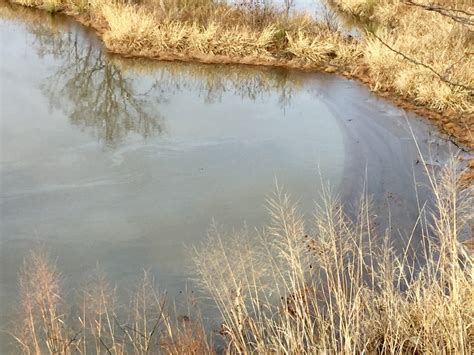 Ruptured Pipeline Causes Oil To Leak Into Okemah Lake Okemah News Leader