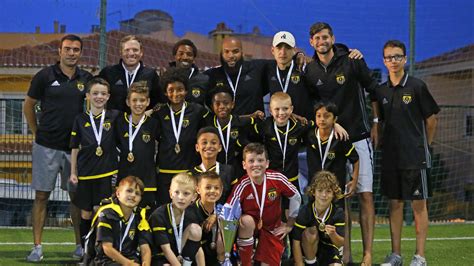 Accompanied by his agent, the portuguese defender is known to have landed in malang city, sunday (29/8/21). Continental FC U9 team win international tournament in Portugal - Brotherly Game