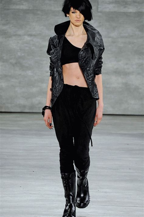 nyfw the runway for fall 2014 on imgur