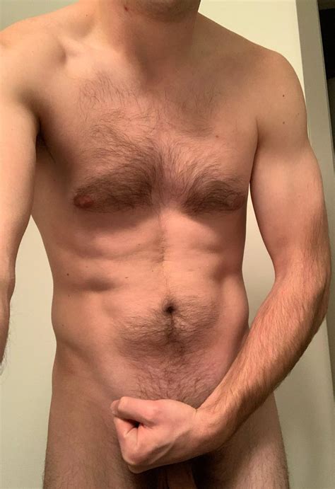 28M Bull In Minneapolis Looking For A Cute Hotwife For Some Fun This