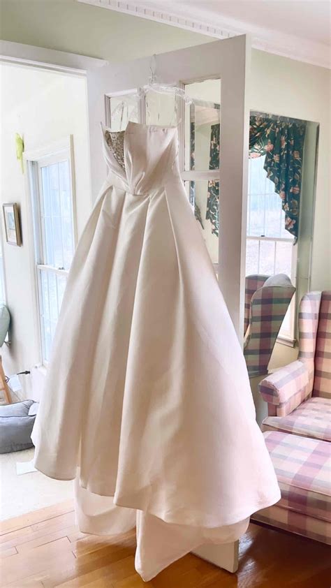 Pronovias Phoebe New Wedding Dress Save 47 Stillwhite