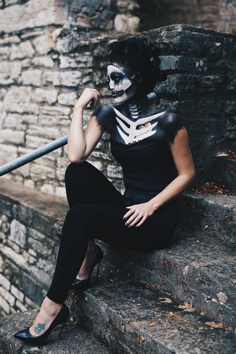 Skeleton Makeup How To For Halloween Costume Ideas