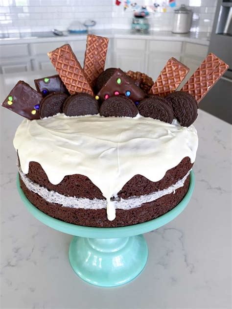 Send a funny card to celebrate a birthday. A Very Happy Birthday Cake Recipe | Picky Palate
