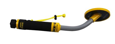 It incorporates the latest pulse induction (pi) technology and has water depth rating of 100 feet (30 meters). Underwater metal detector MD-750